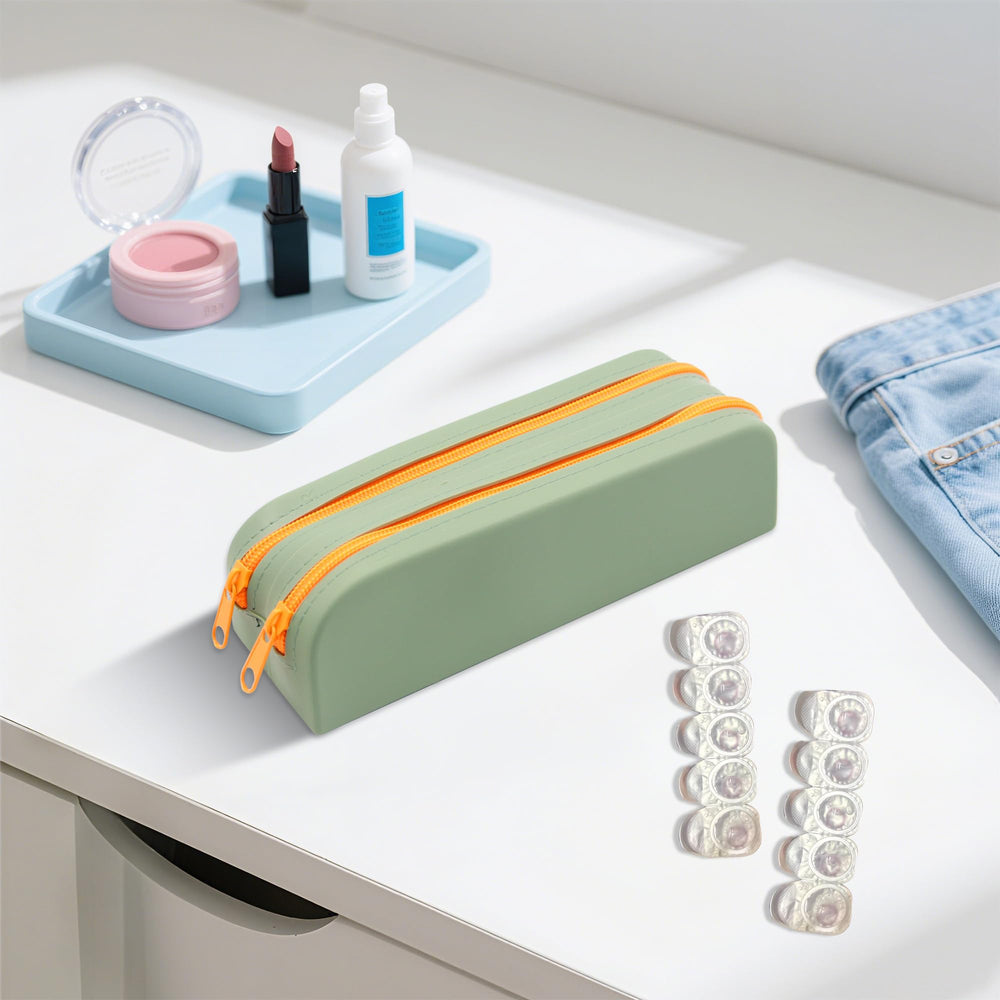 Labeled R and L compartments for easy lens identification in ACOSIY case
