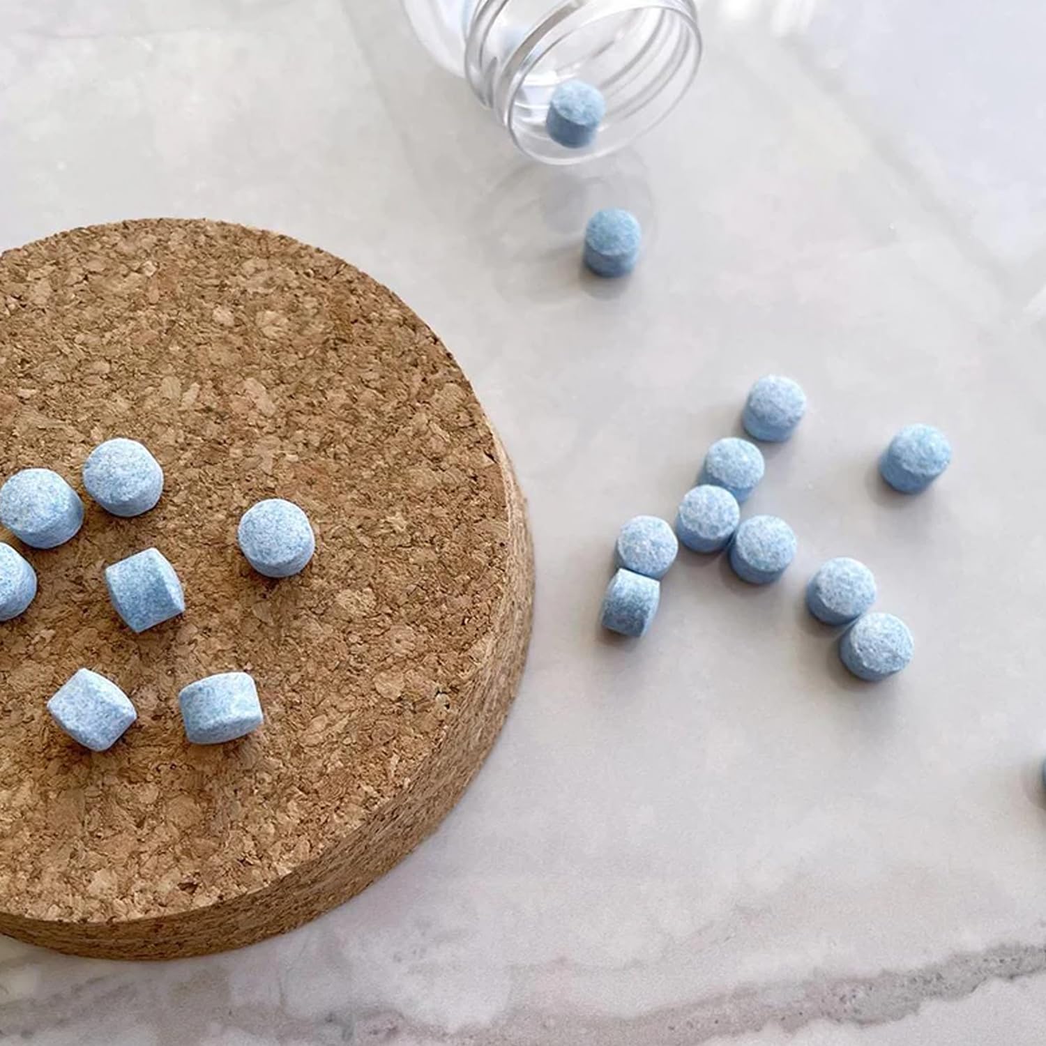 Mint flavor Active Wow chewable tablets ready to chew and swish