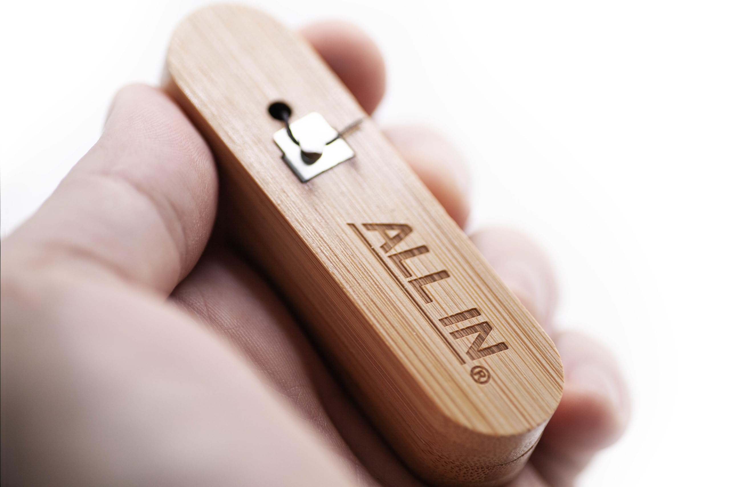 Travel-friendly compact floss holder and packaging