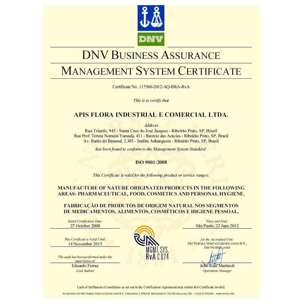 Close-up of Artepillin-C7 and flavonoids in propolis extract