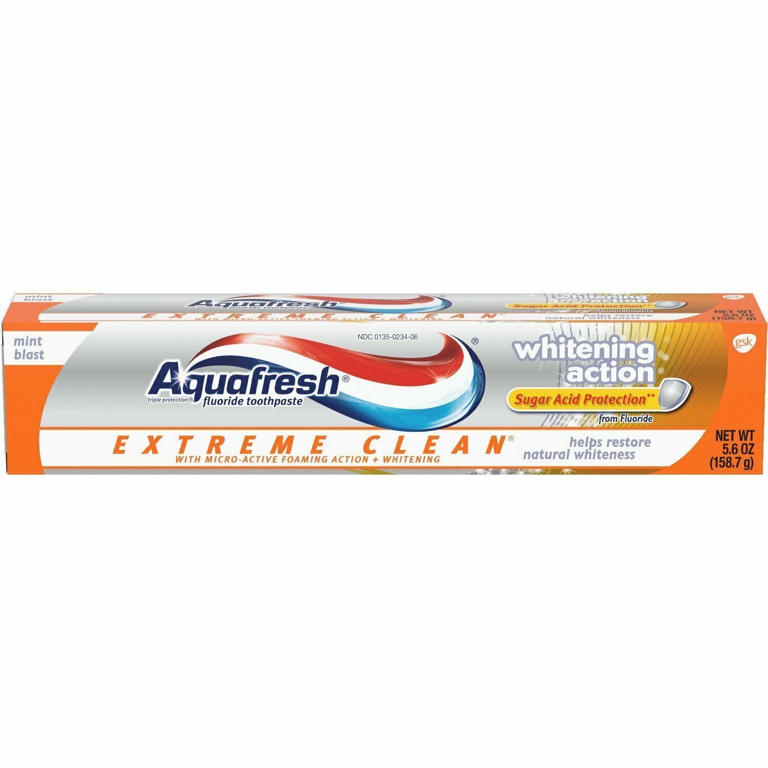 Front view of Aquafresh Extreme Clean Whitening Action toothpaste front and packaging