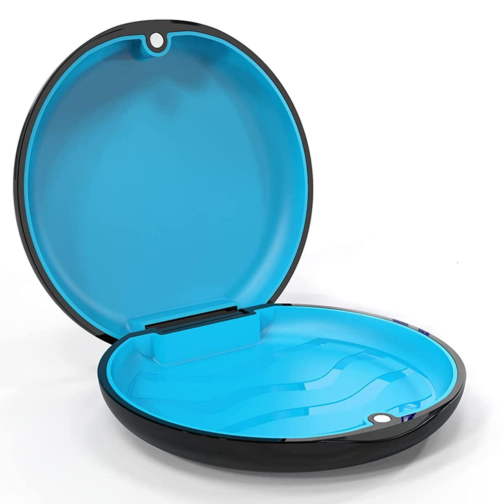 ARGOMAX retainer case with black shell and dark blue silicone – front view