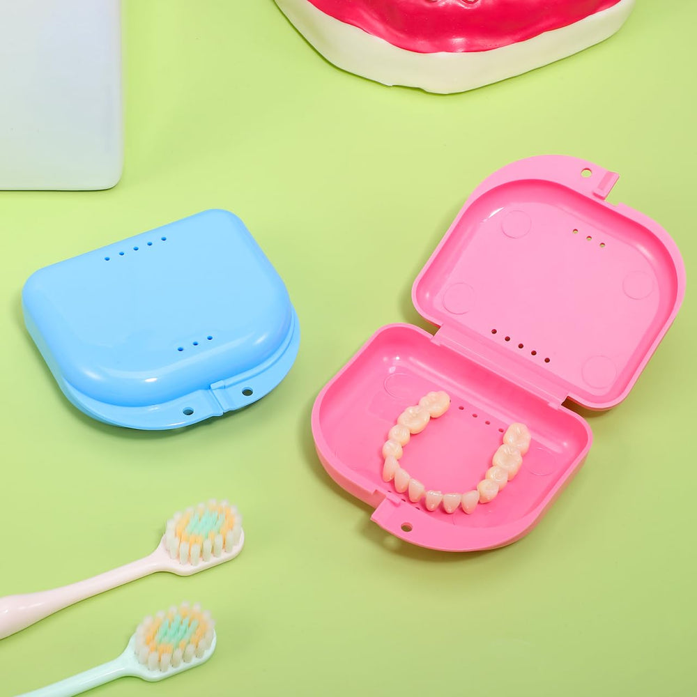 Travel-ready portable denture storage container
