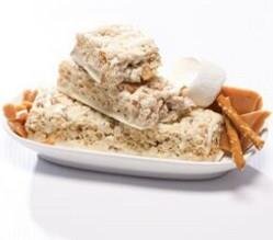 BalanceDiet low-carb claim visual reinforces a carb-conscious snack choice