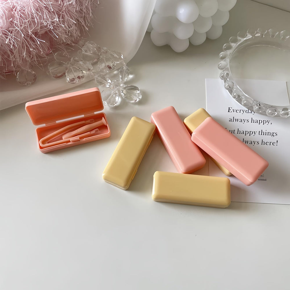 Smooth arc design tweezers for easy clamping of contact lenses