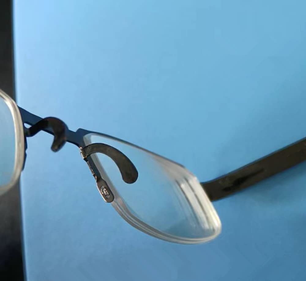 Close-up of BEHLINE nose pad attachment (black)