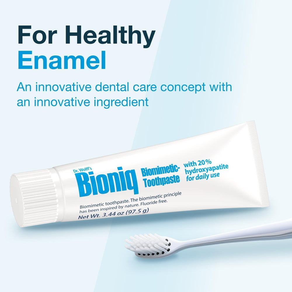 Branding image emphasizing fluoride- and SLS-free formula