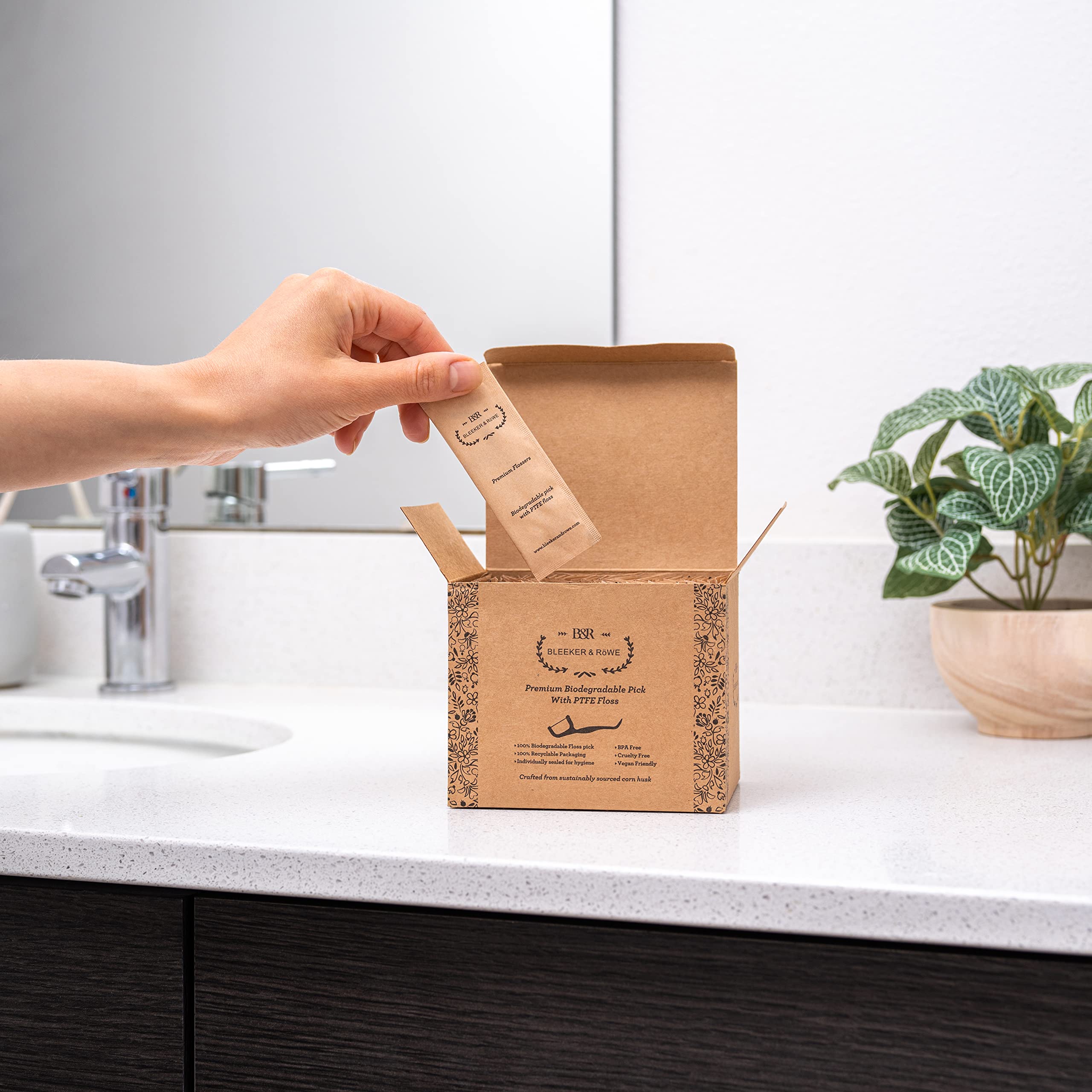 Recyclable box storage for Bleeker and Rowe floss picks