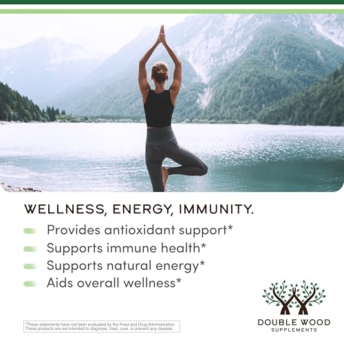 Blue Spirulina being mixed into a smoothie