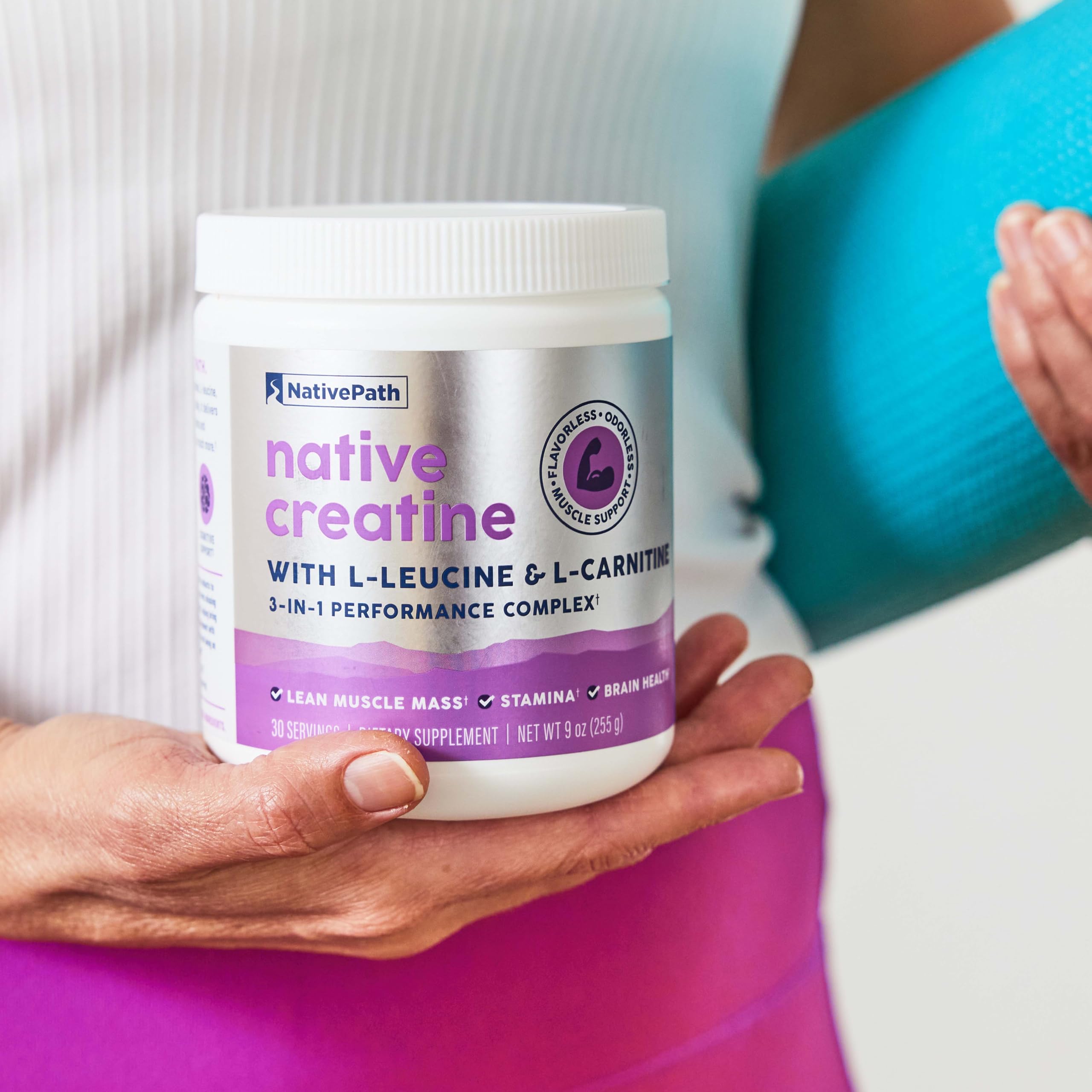 Graphic illustrating cognitive focus and brain health benefits from L-Carnitine