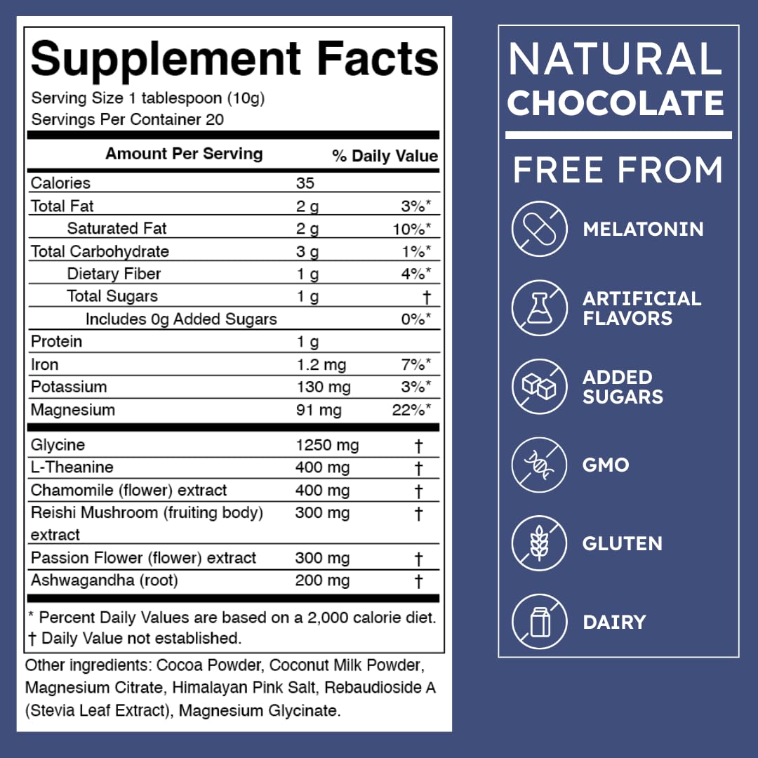 Scooping Brainoa Sleep Cocoa powder into a mug