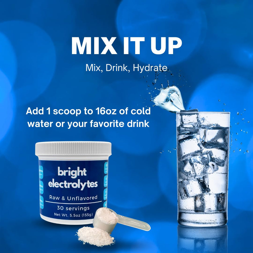 Bright Electrolytes dissolving powder in water demonstrates fast-dissolving mix