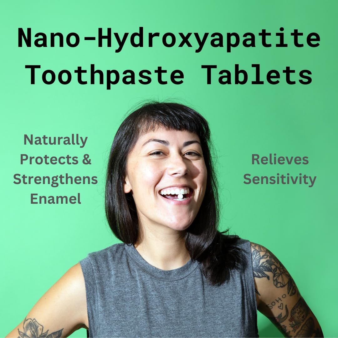 Travel-friendly packaging for toothpaste tablets