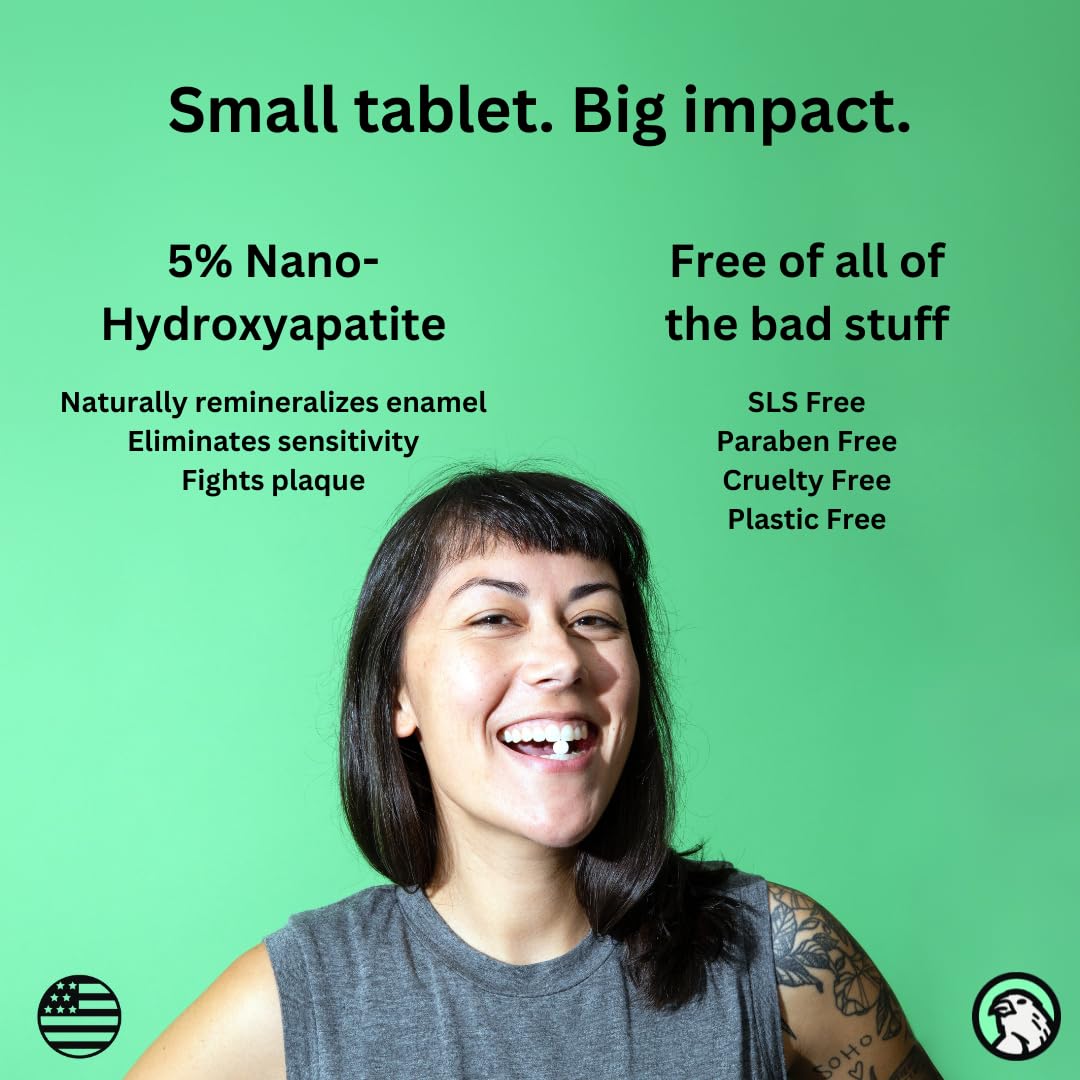 Xylitol and Bentonite clay ingredients highlight for toothpaste tablets