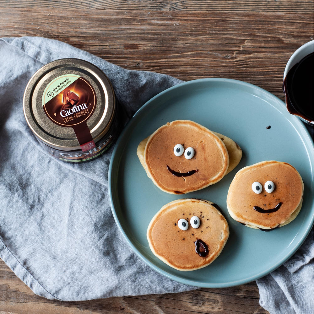 Creamy chocolate beverage made with Caotina powder