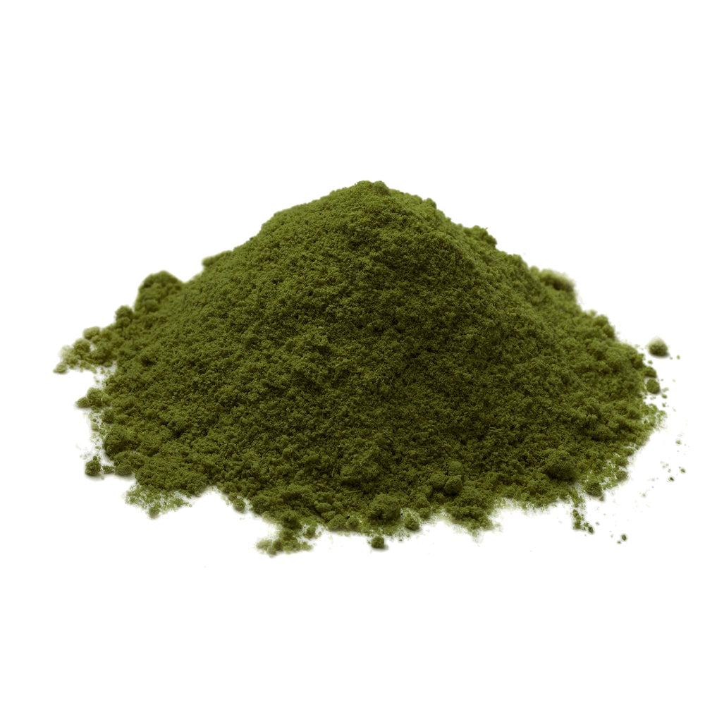 Fine green chlorella powder texture