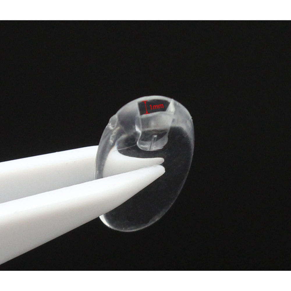 Clear plug-in nose piece for eyeglasses