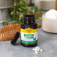 Biotin 5 mg Vegicaps capsules close-up