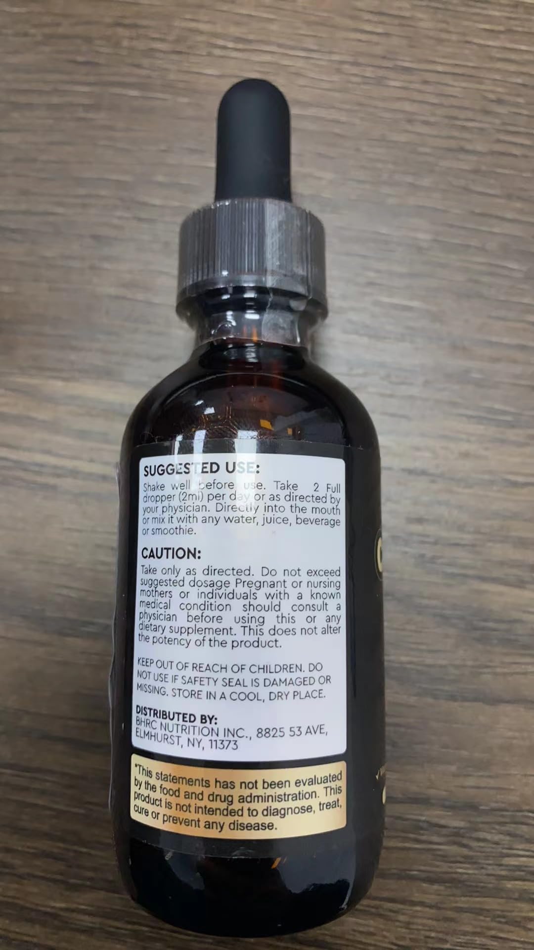 Creatine HCl liquid drops being mixed with water