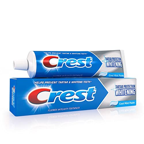 Ingredient panel on Crest toothpaste packaging