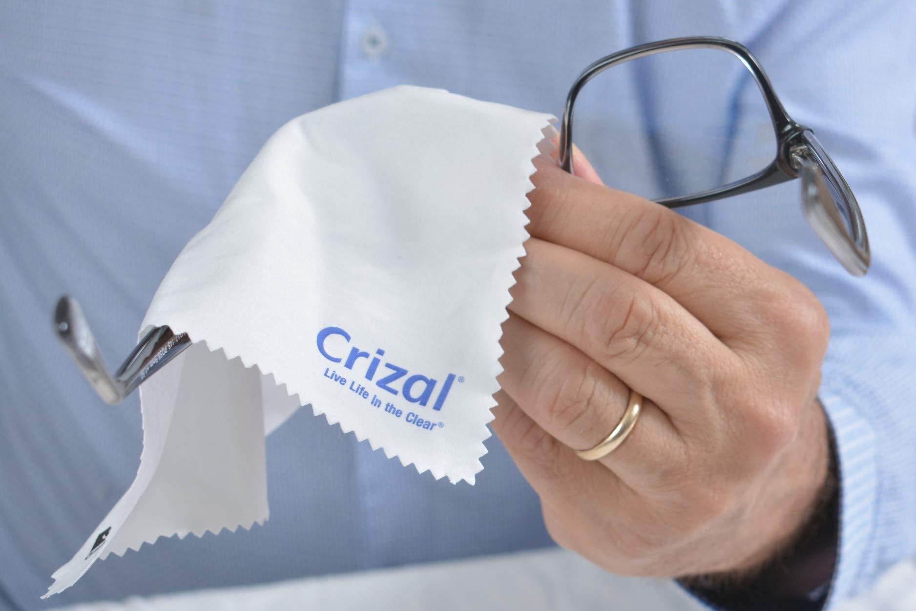 Crizal cloth used on AR-coated lens surfaces