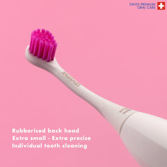 CURACURVE bend for easy access to every area of the mouth