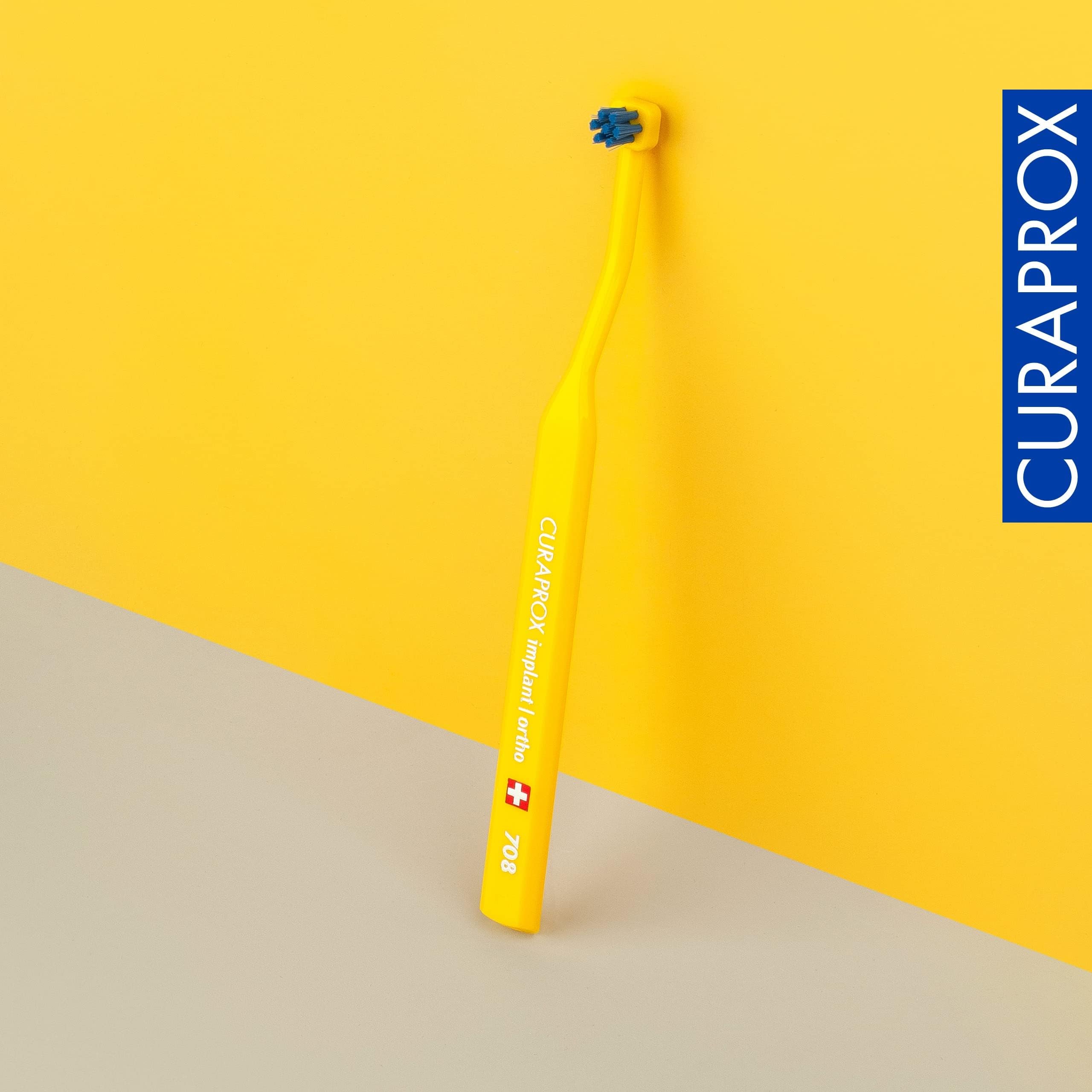 Ultra-compact brush head reaching tight spots