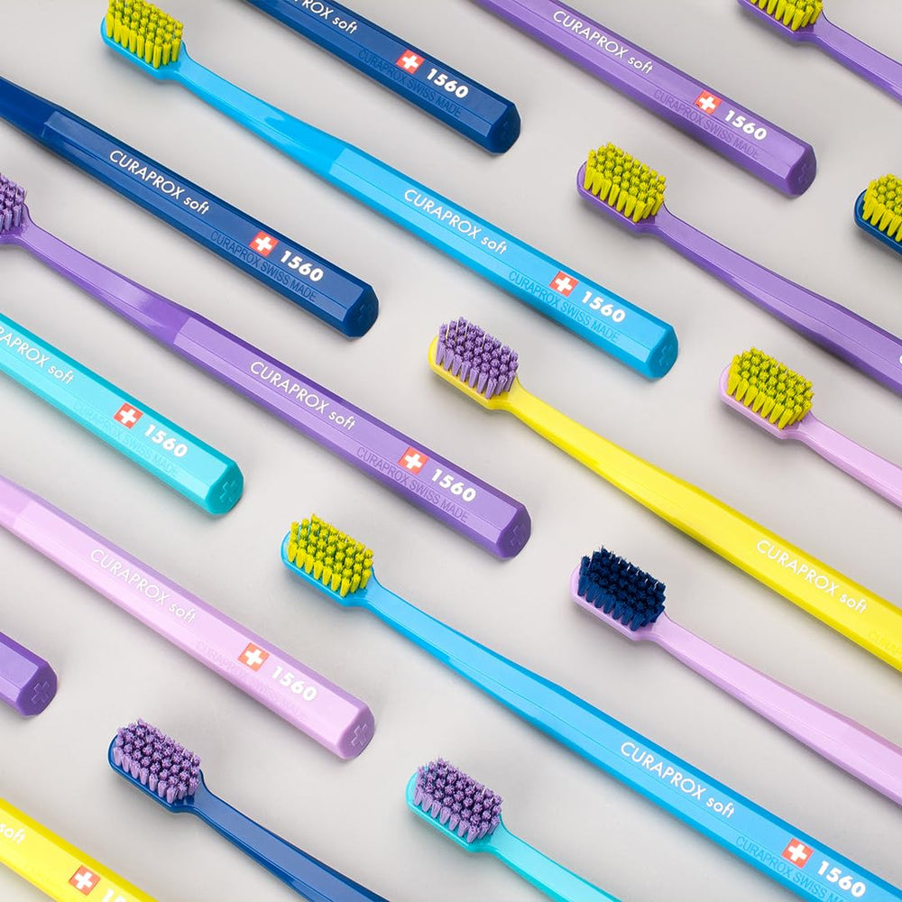 Single-pack toothbrush in random color