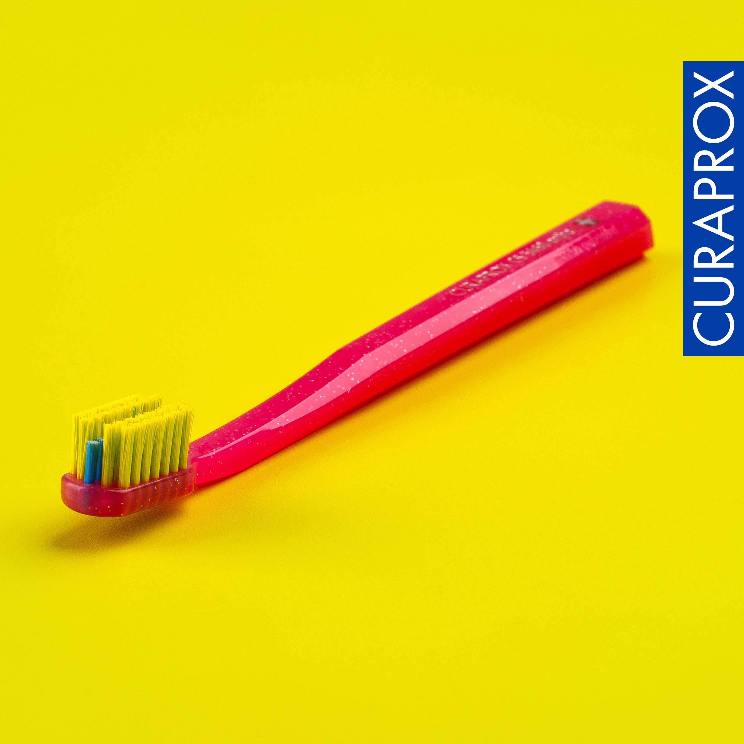 Compact angled head designed for braces and hard-to-reach areas