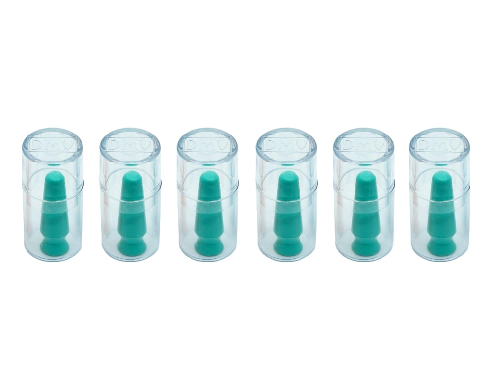 Six ventless scleral lens inserters arranged for use