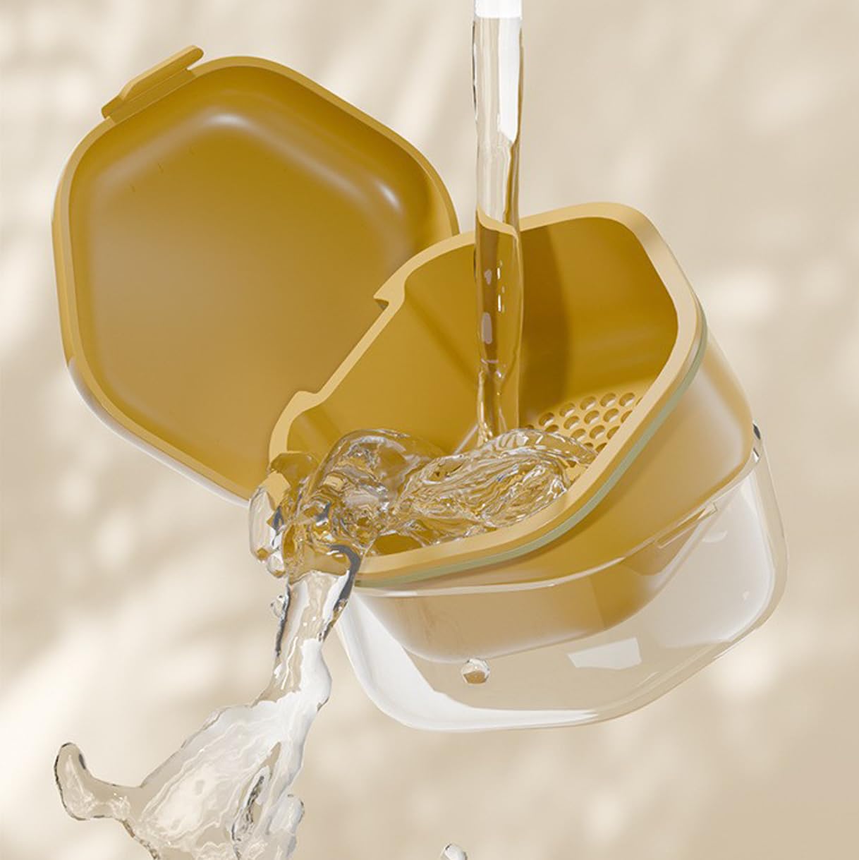 Compact design with carrying hook for travel