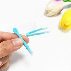Blue DPWOUM contact lens remover tool