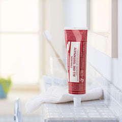 Label highlighting 70% organic ingredients