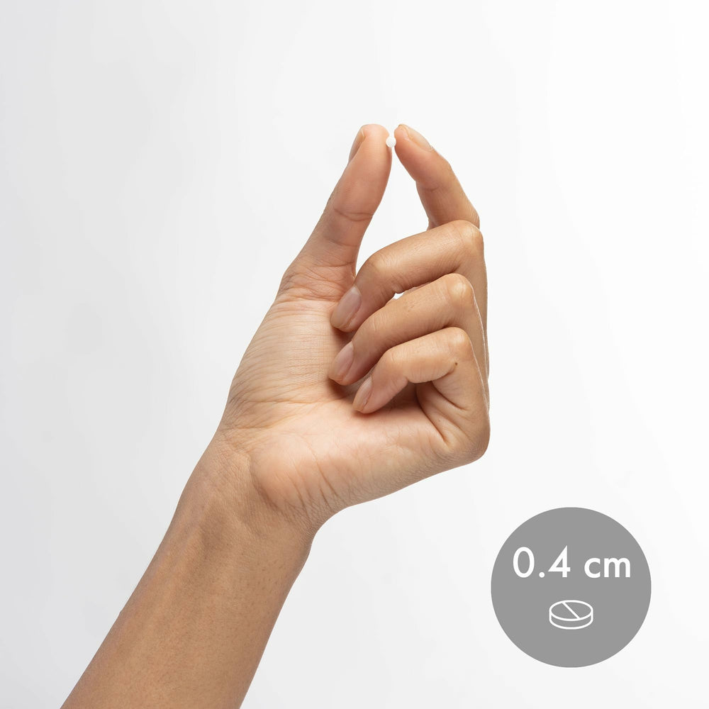 Vitamin B3 Niacinamide mini tab pouring out