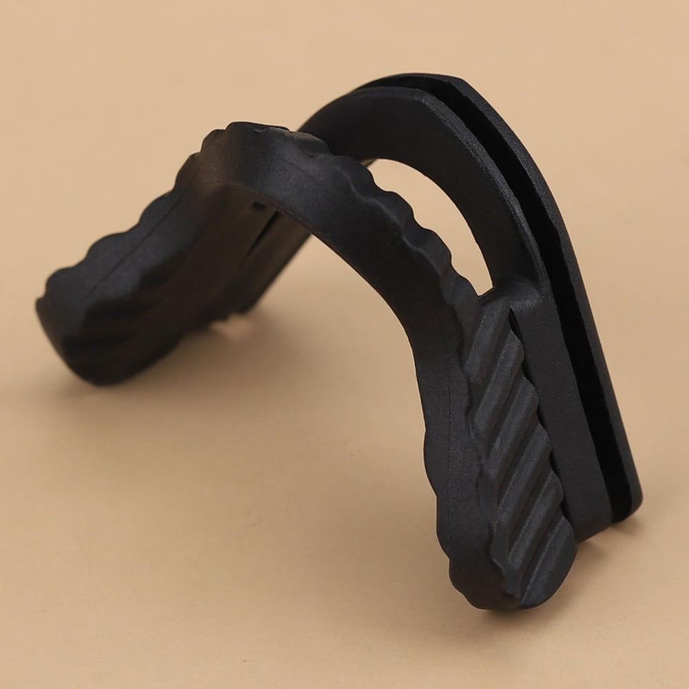 Close-up of silicone DROGO nose pads material