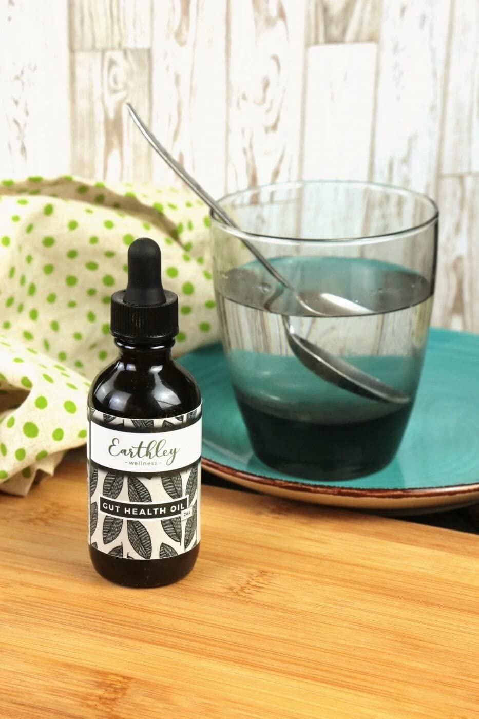 Herbal blend with cloves and calendula for gut health