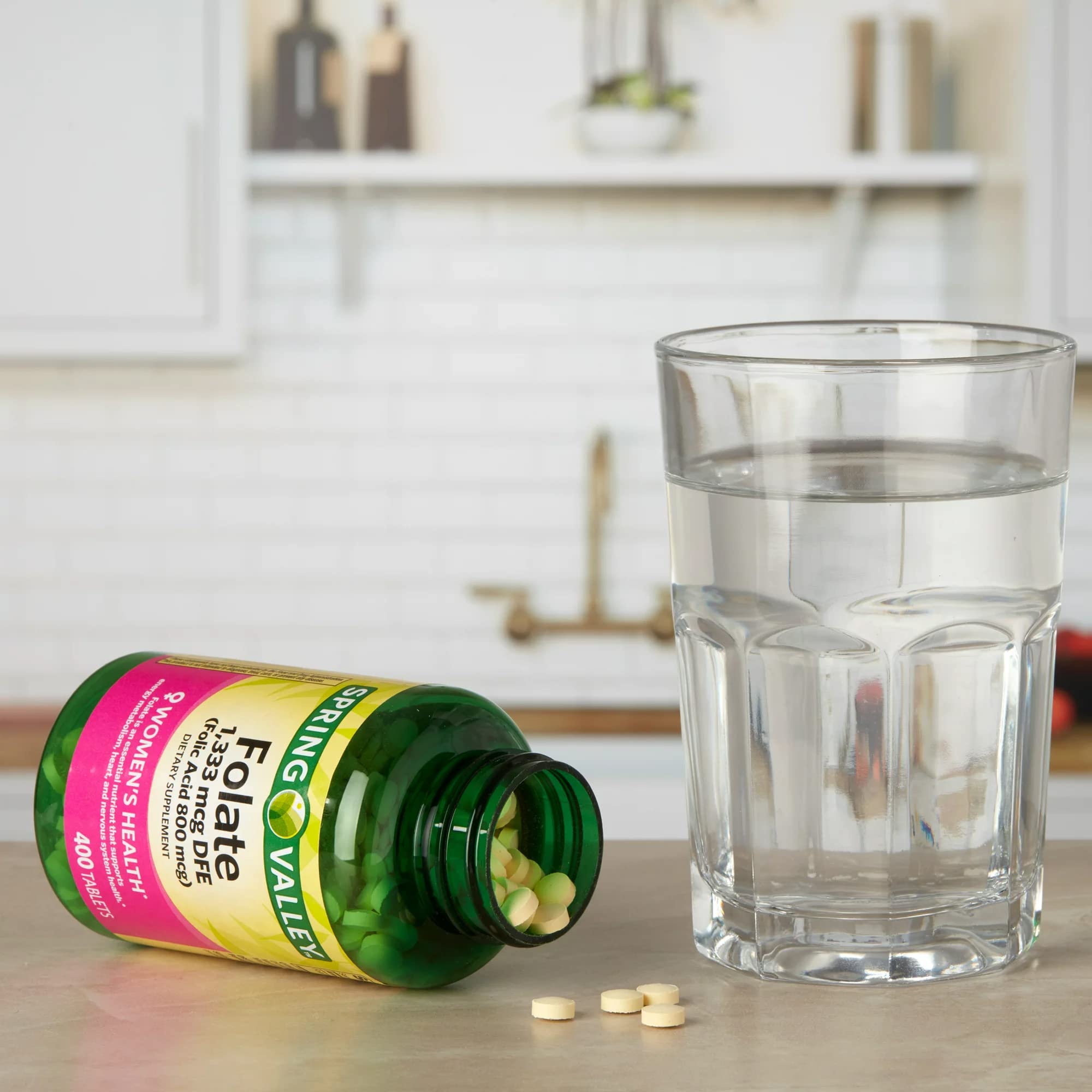Small, easy-to-swallow folate tablets