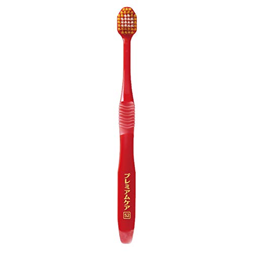 Lifestyle shot of Ebisu toothbrush in use