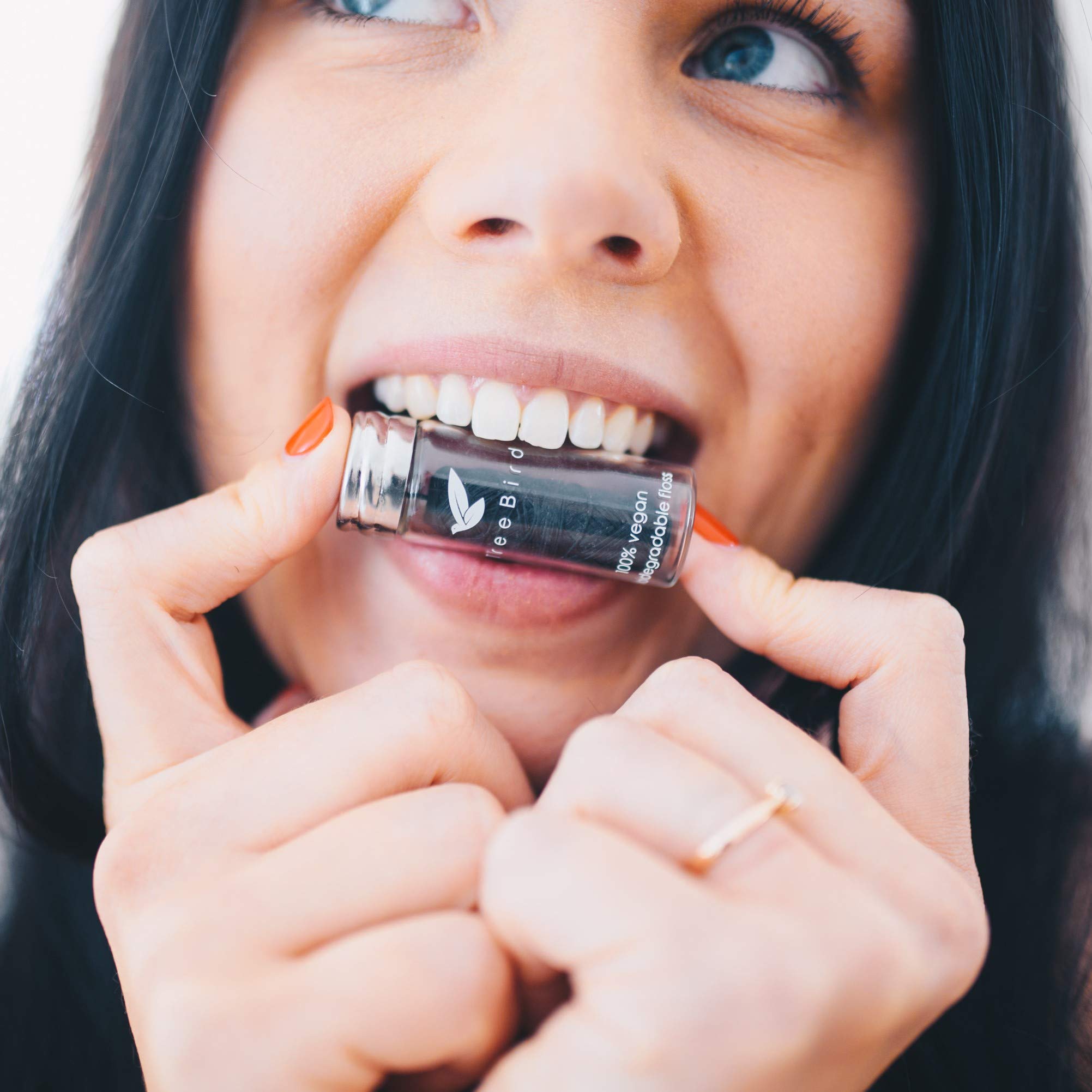 Eco-friendly zero-waste oral care packaging