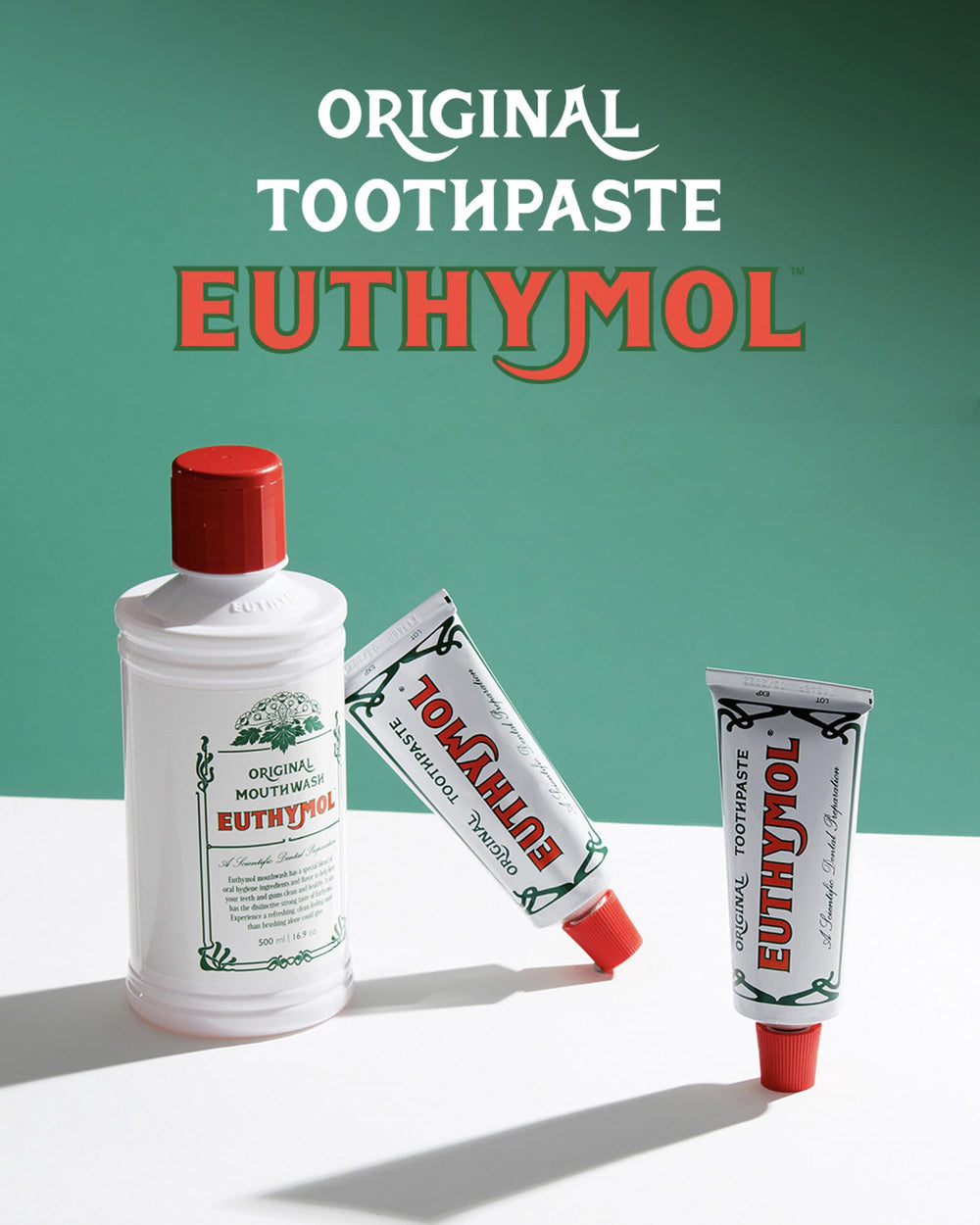 Box and tubes highlighting fluoride-free formula