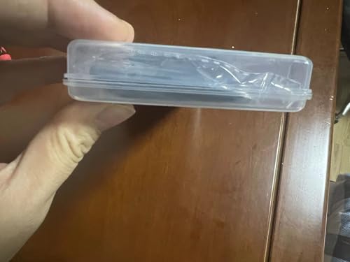 Eye patch packaging and included items