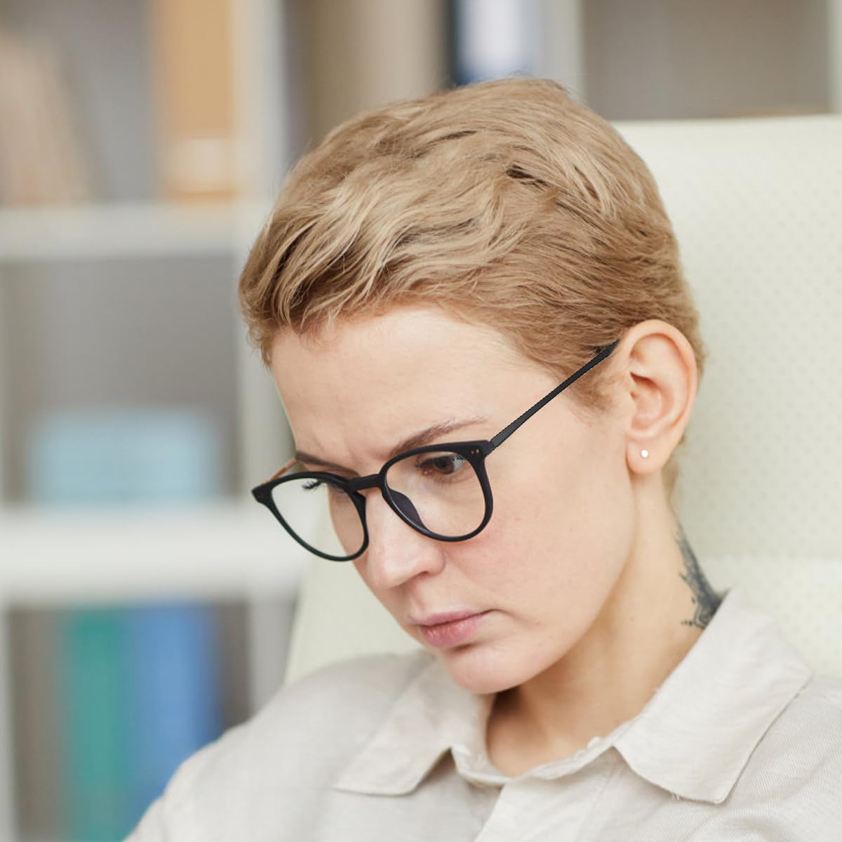 All items included in the package for eyeglass replacement