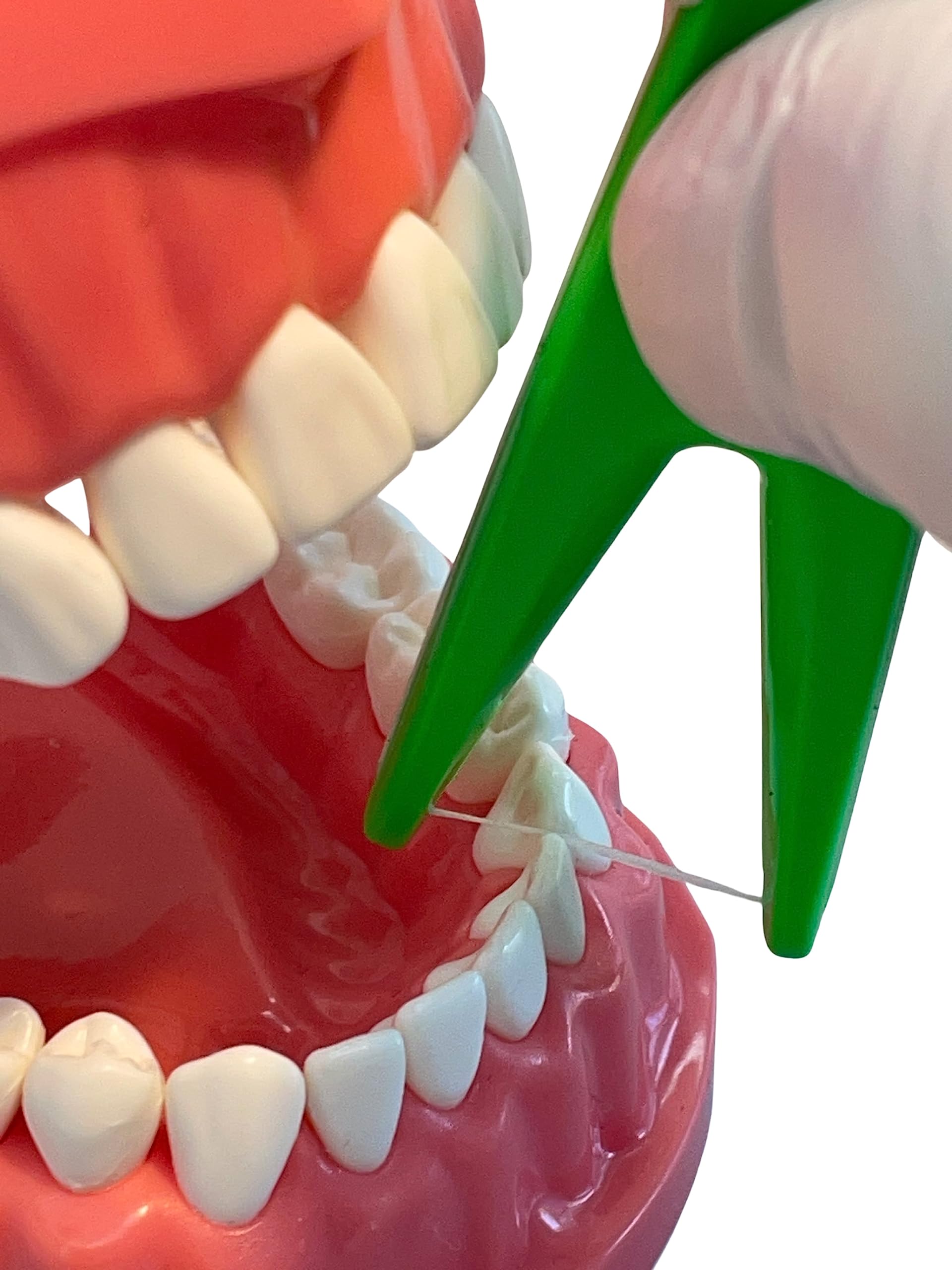 Packaging and details of the E-Z Floss Holder 3-pack