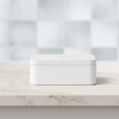 Compact design of FDA cleared contact lens cleaning device