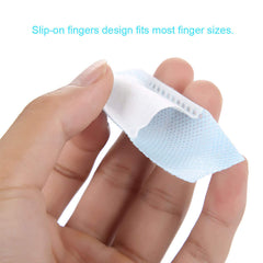 Slip-on finger design teeth wipes