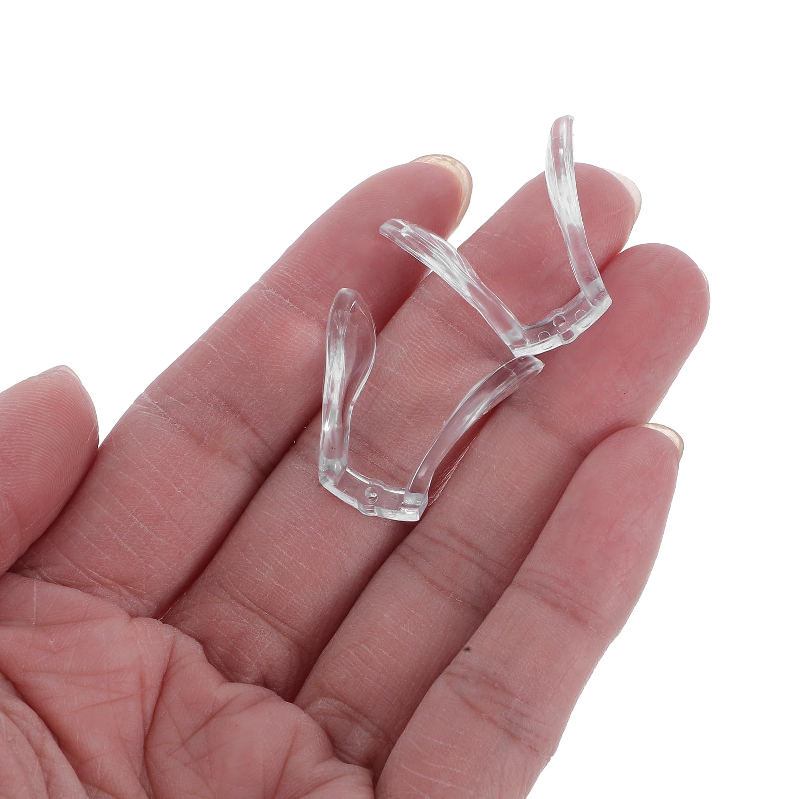 Packaging with 4 nose pads included