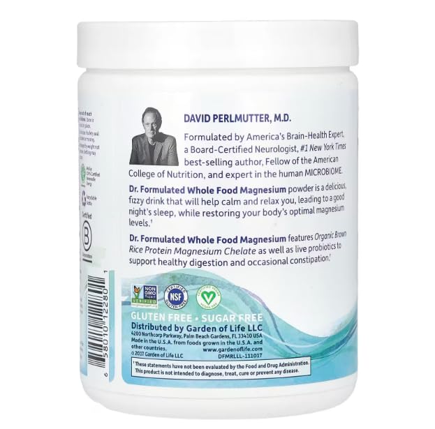 Fizzing drink being prepared with Raspberry Lemon magnesium powder