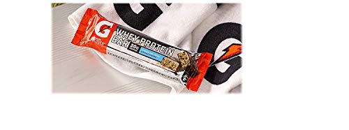 Gatorade Whey Protein Recover Bars Cookies & Creme packaging highlights post-workout recovery support