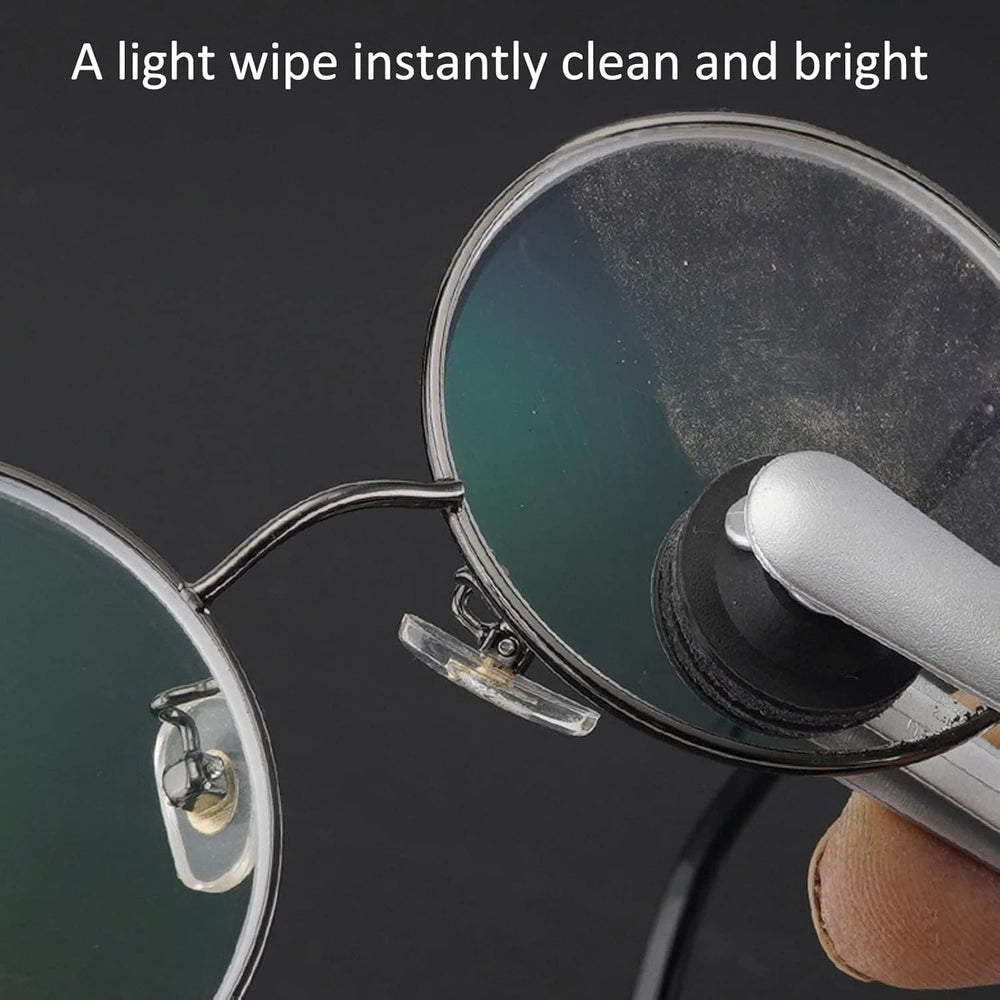 Compact size 95mm x 30mm glasses cleaner
