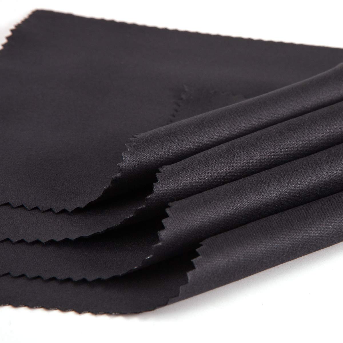 Cloth wiping camera lens